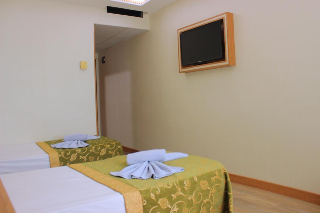 Hotel Buyuk Paris Istambul Exterior foto