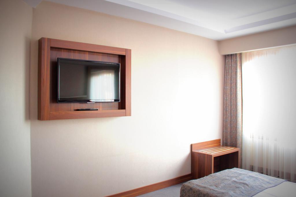 Hotel Buyuk Paris Istambul Exterior foto