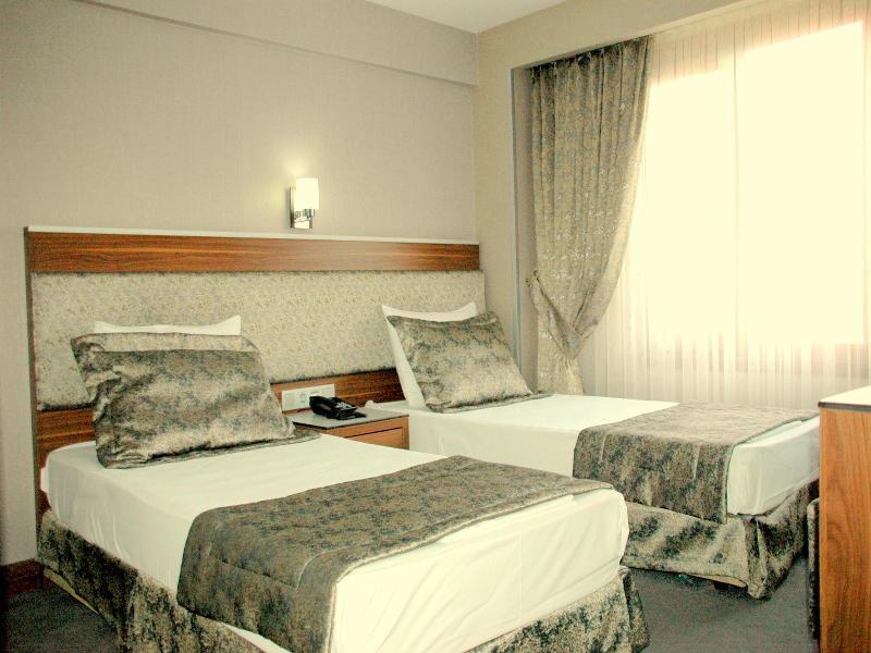 Hotel Buyuk Paris Istambul Exterior foto